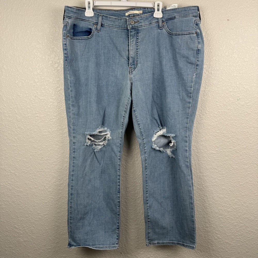 Levi's Jeans Womens 22W (42x26) Light Wash Boyfriend Distressed Ripped Knees
